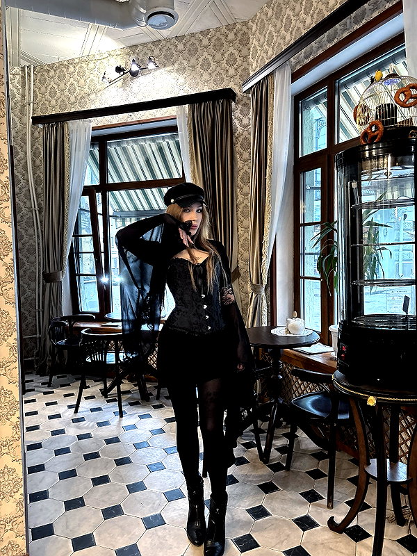 daaarkina instagram image archive image