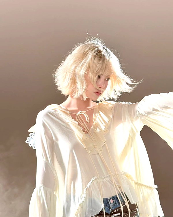 hhh.e_c.v instagram image archive image