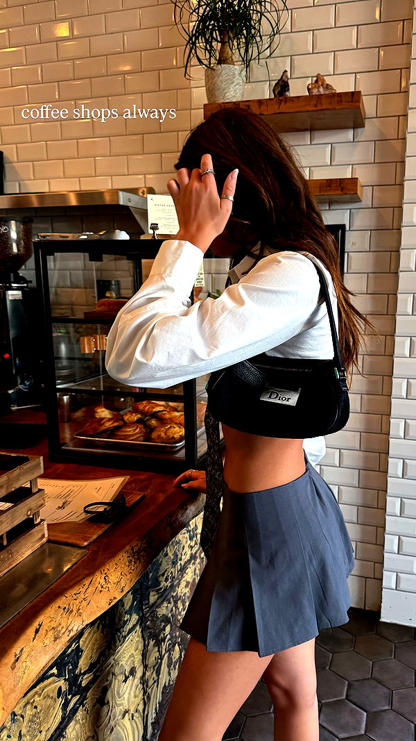 chloerosenbaum instagram image archive image