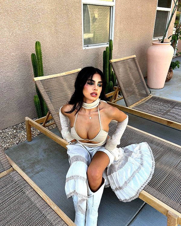 godbless_jess instagram image archive image