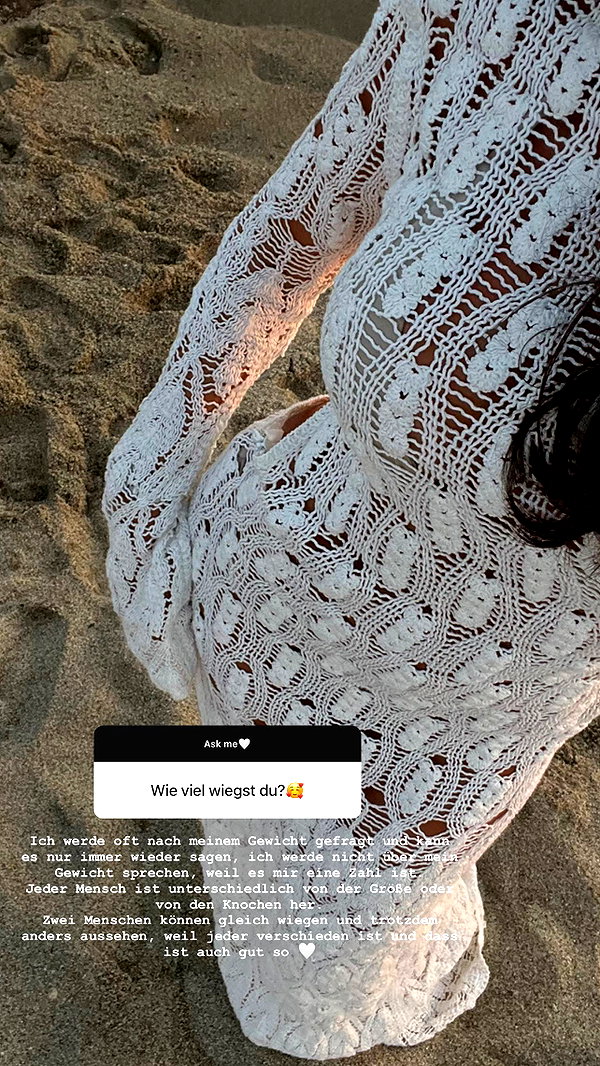 zoeliss instagram image archive image