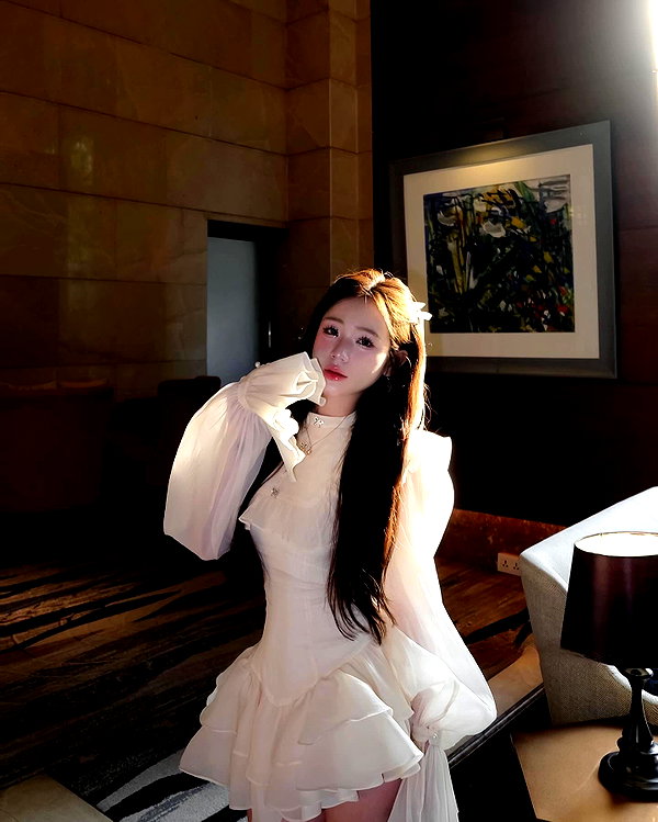 lyhythuedoxinh instagram image archive image