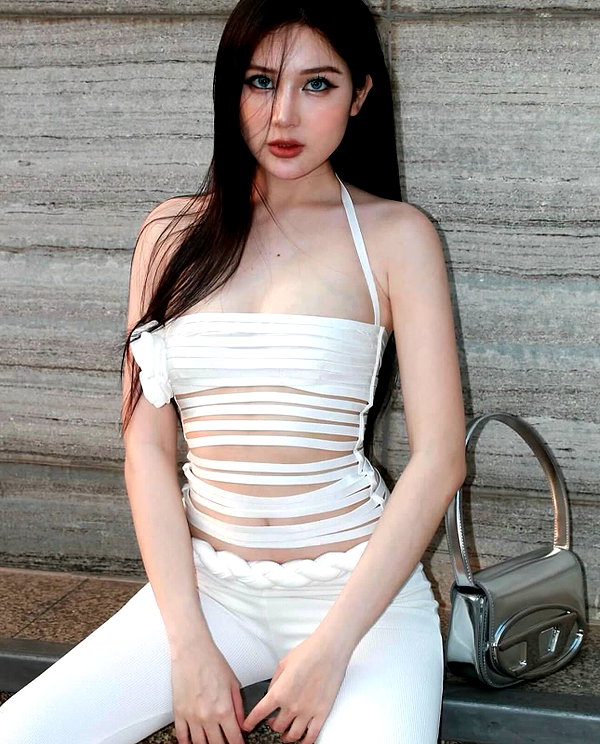 lyhythuedoxinh instagram image archive image