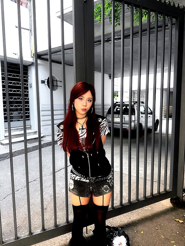is2tian instagram image archive image