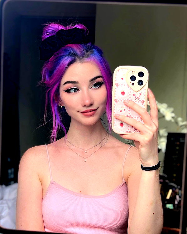 danielle.mercedie instagram image archive image