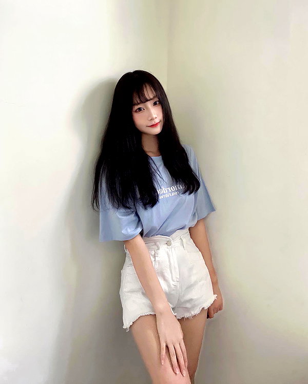 lai_931201 instagram image archive image