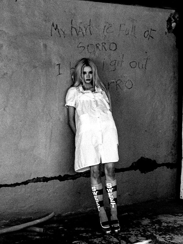 ch111oe instagram image archive image