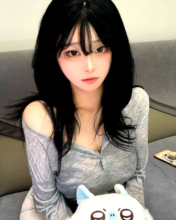 yingyinng_ instagram image archive image
