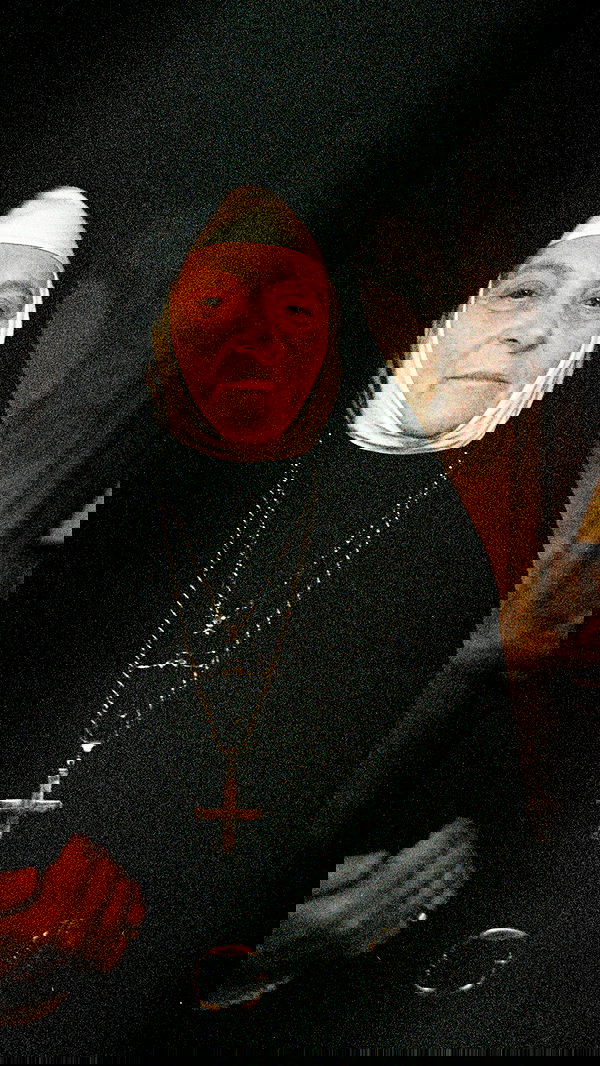 sydney_sweeney image ~ Altpins