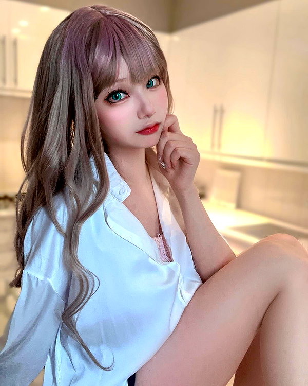 xier_cos instagram image archive image