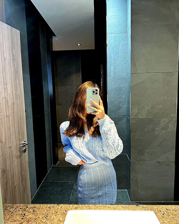 indra0102_ instagram image archive image