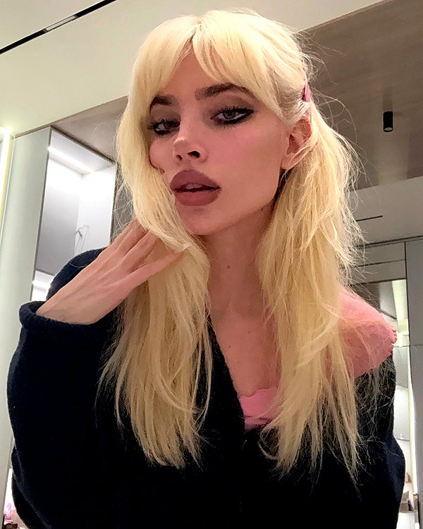 anya4everr instagram image archive image