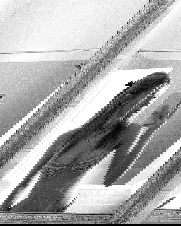 ellamwatts_ ellamwatts_ archive image