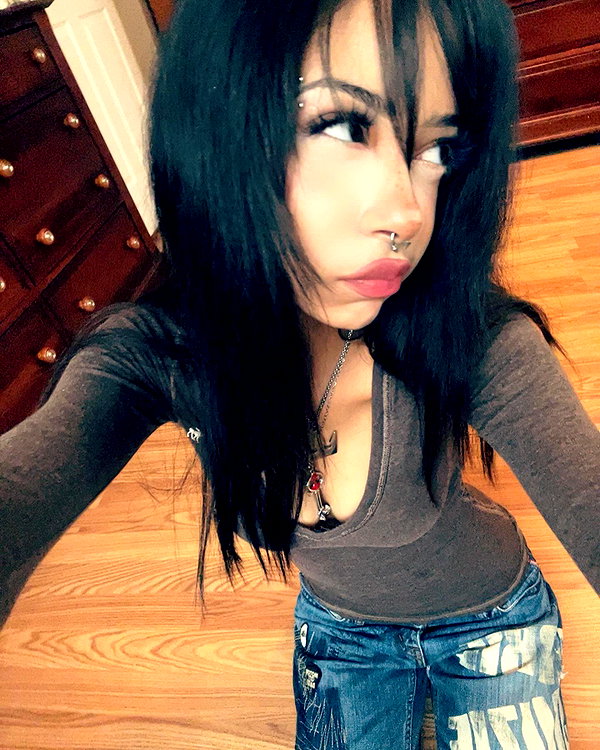 twodollie instagram image archive image