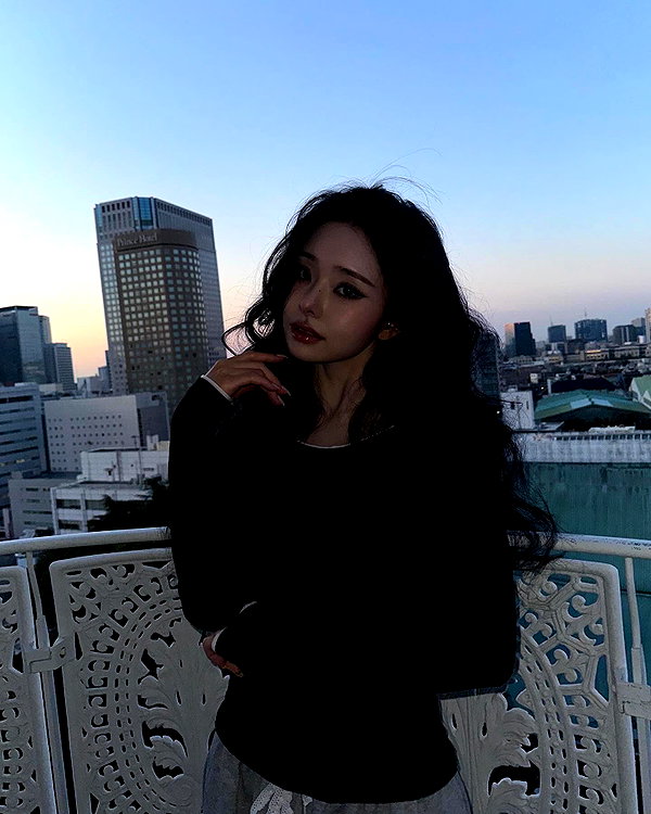dear.zia instagram image archive image