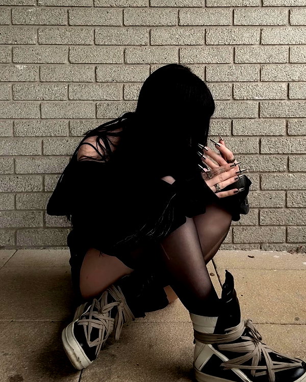 v4.nnas instagram image archive image