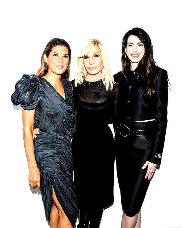 annehathaway instagram image archive image