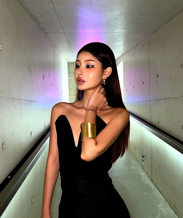 ll.lu1s instagram image archive image