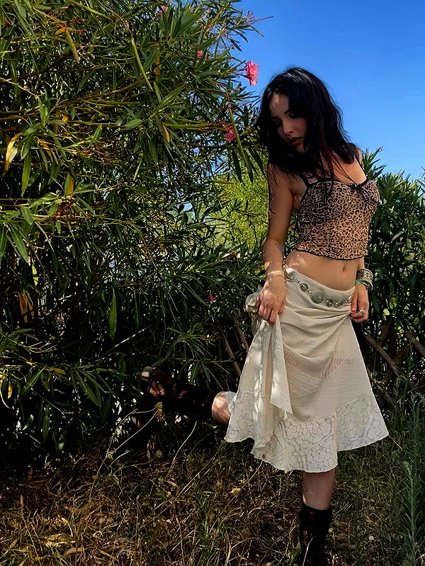 yasminhilde_ instagram image archive image