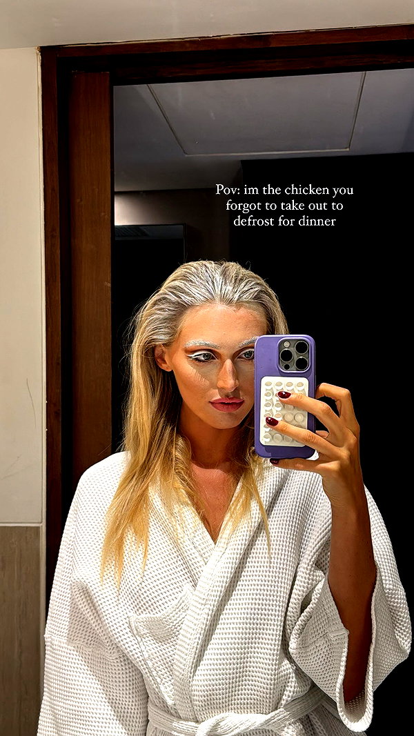 chelsnamsayin instagram image archive image