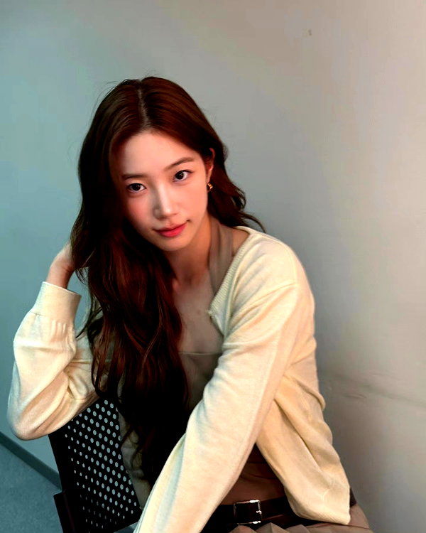 zuhazana instagram image archive image