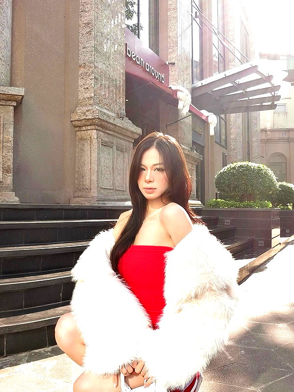 lyhythuedoxinh instagram image archive image