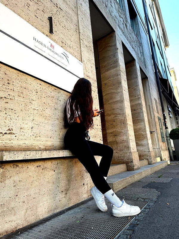 elviksi_07 instagram image archive image