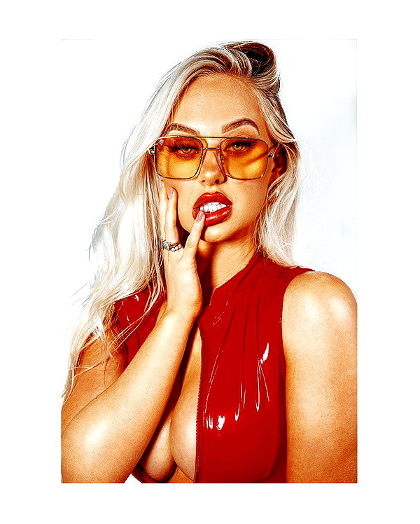 rhiannonbluee instagram image archive image