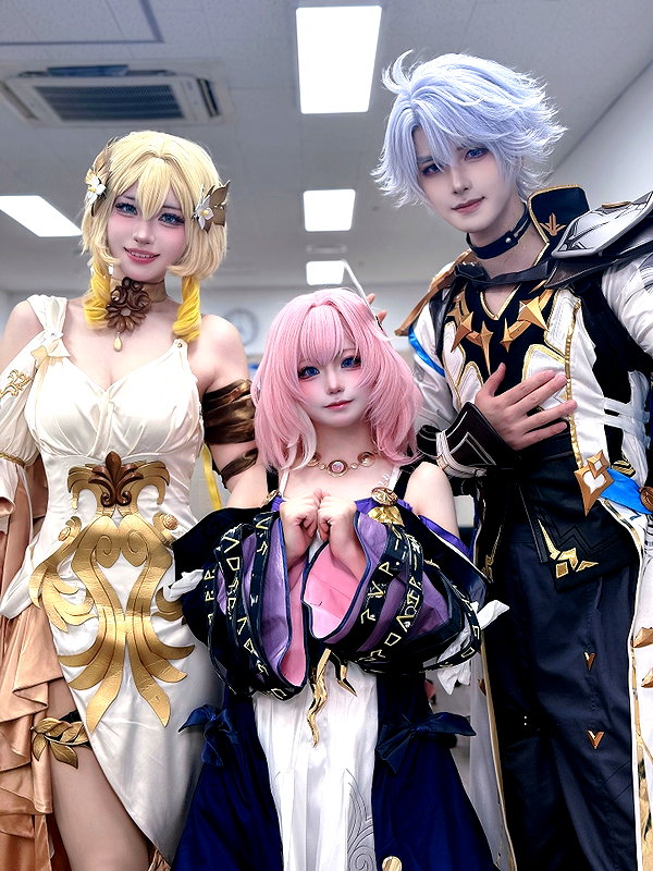 _mewcos instagram image archive image