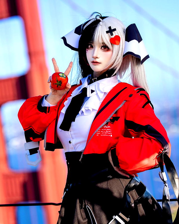 miee_cos instagram image archive image