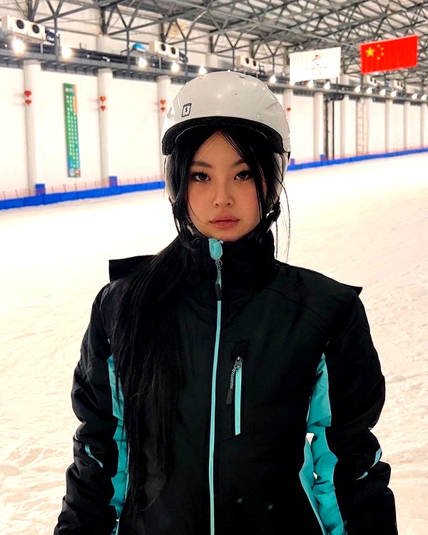 ll.lu1s instagram image archive image