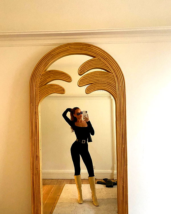 isabellemathersx instagram image archive image