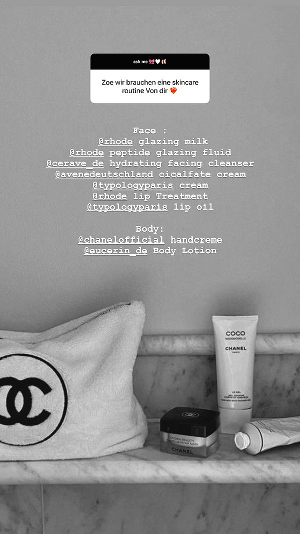zoeliss instagram image archive image