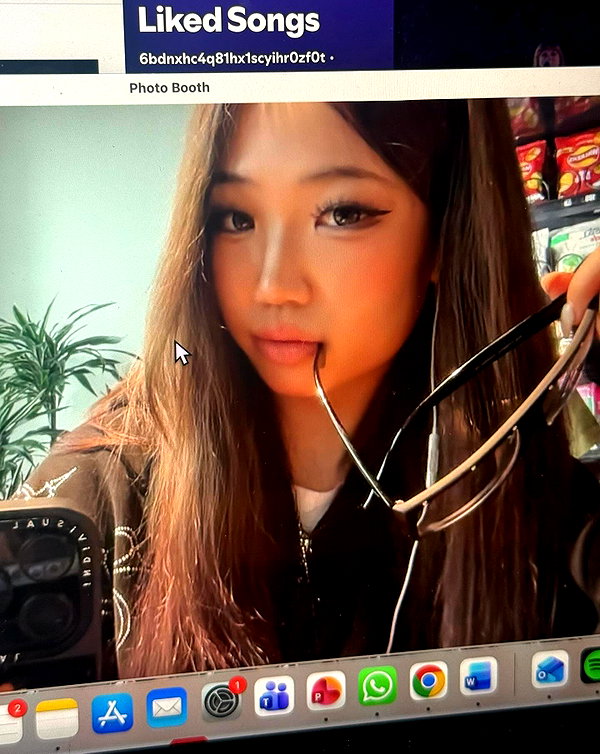joycee.e instagram image archive image