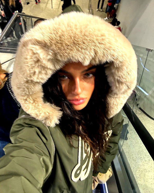 ellachristo instagram image archive image