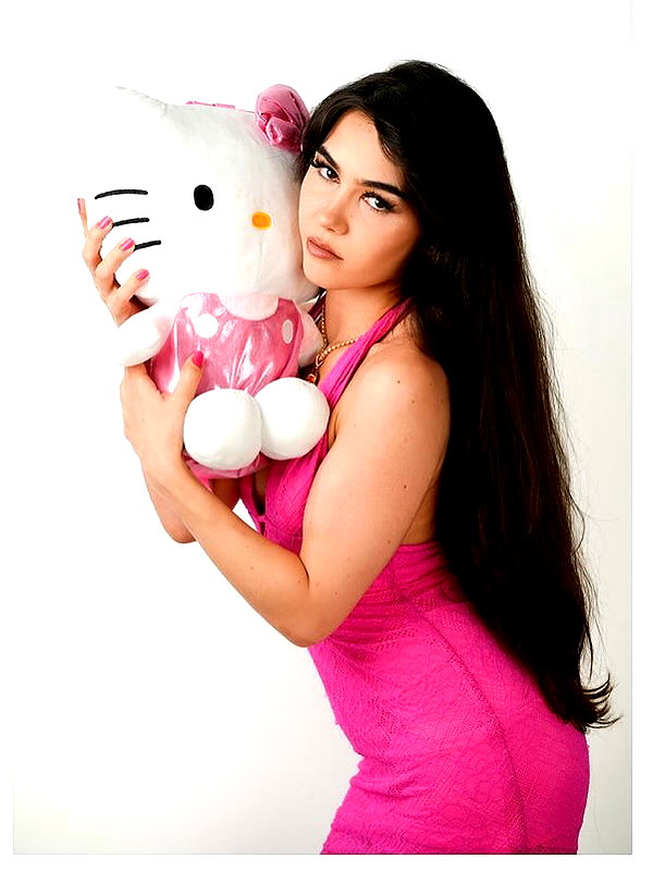 hannahdollas instagram image archive image
