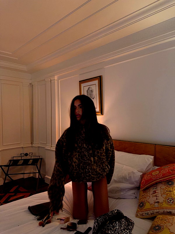 oliviaphillipps instagram image archive image