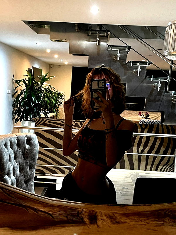 shevaal_x instagram image archive image
