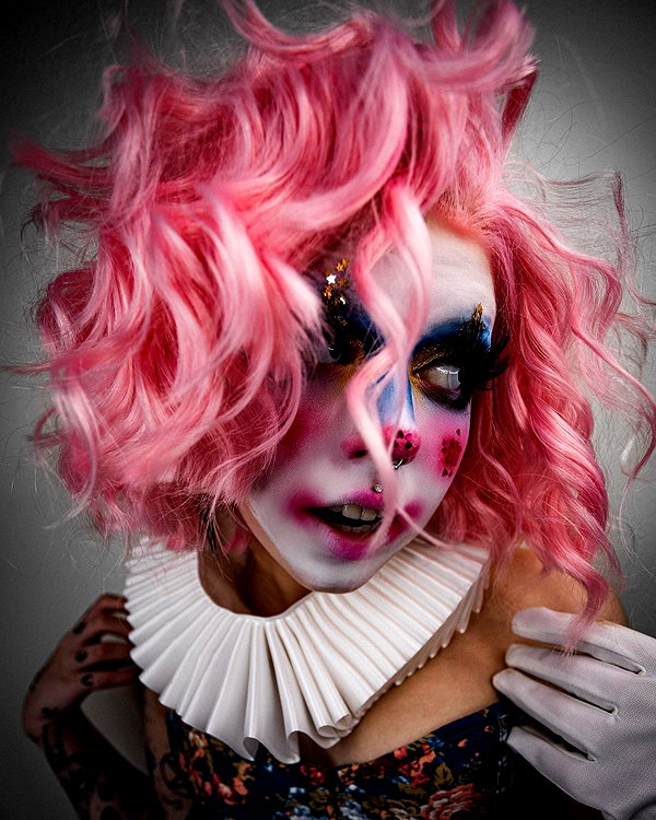 yeahimcaroline instagram image archive image