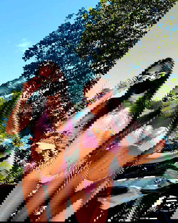 itshayleydavies itshayleydavies archive image