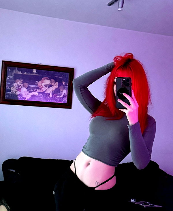 morejulss instagram image archive image
