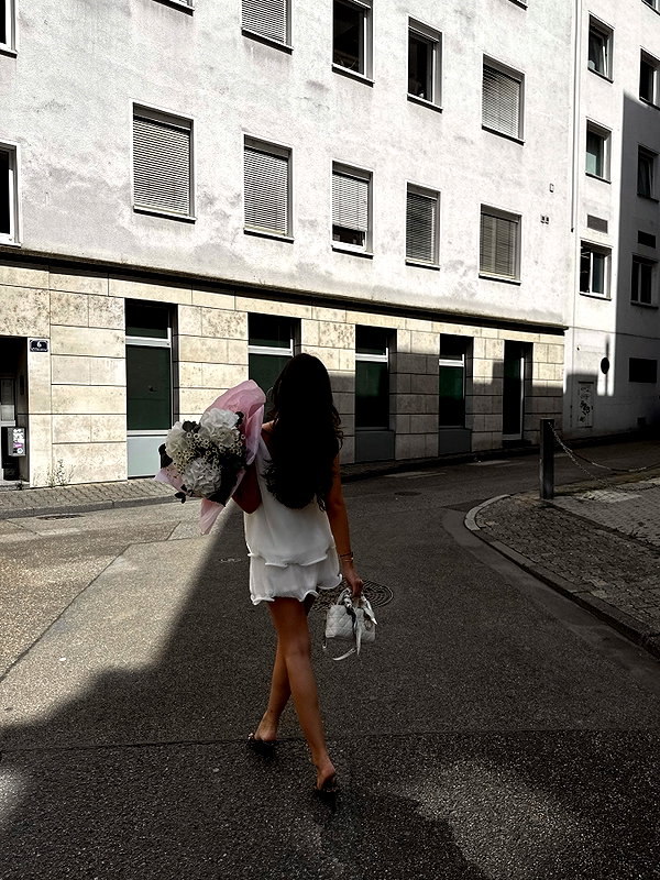 zoeliss instagram image archive image