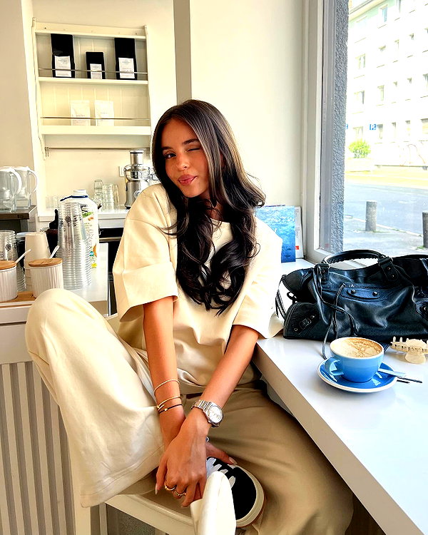 zoeliss instagram image archive image