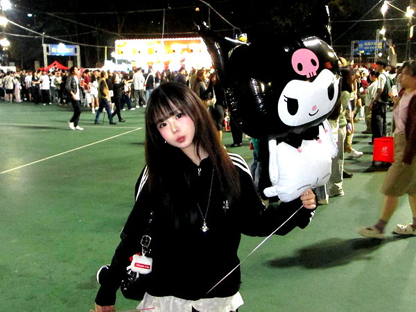 10c.7l instagram image archive image