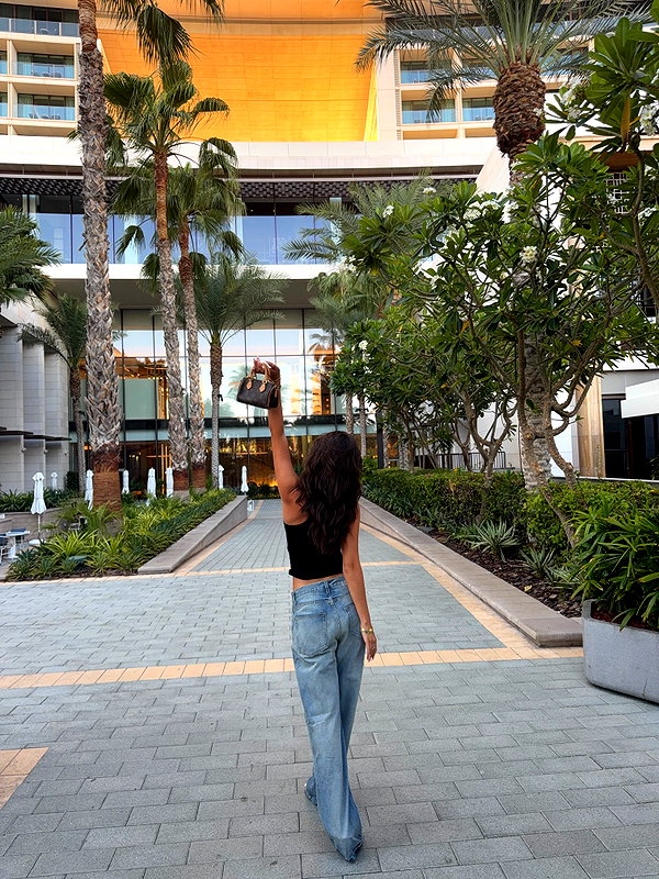 oliviaphillipps instagram image archive image