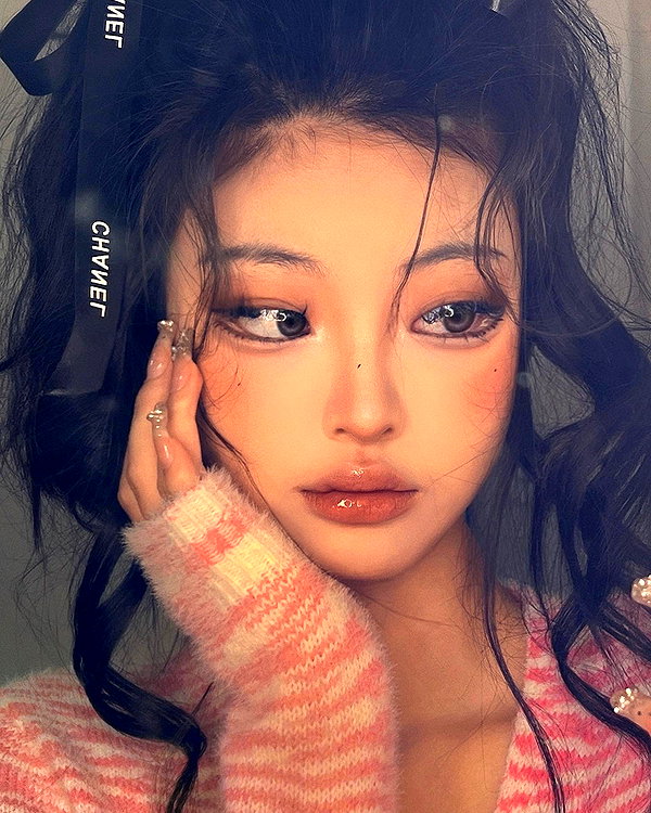 ll.lu1s instagram image archive image