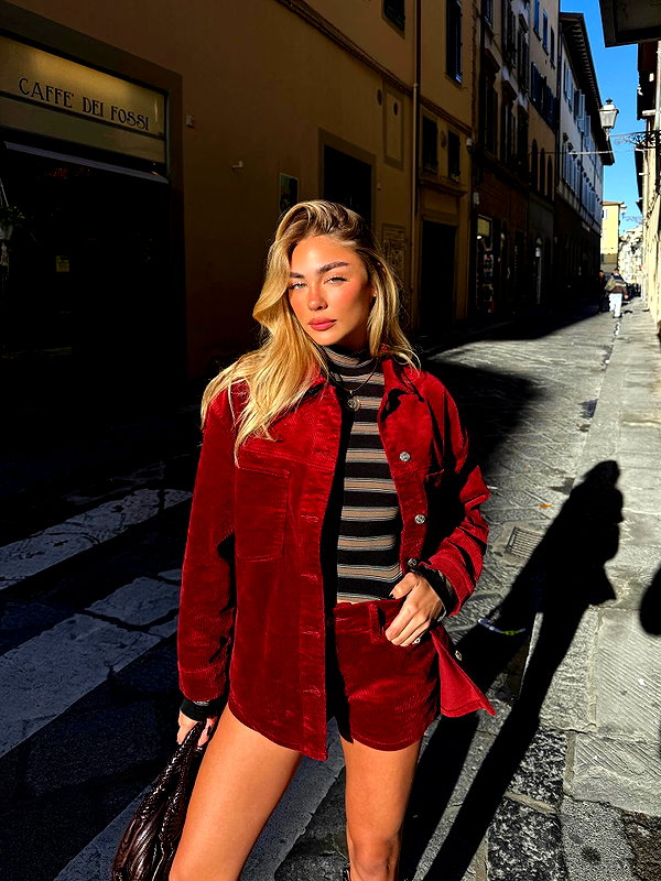 maya.keyy instagram image archive image