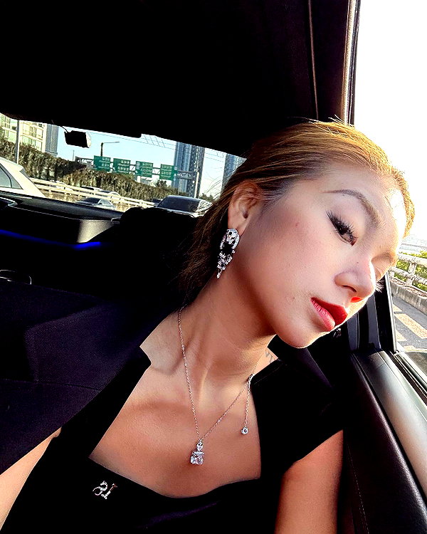 kelseydopegal instagram image archive image