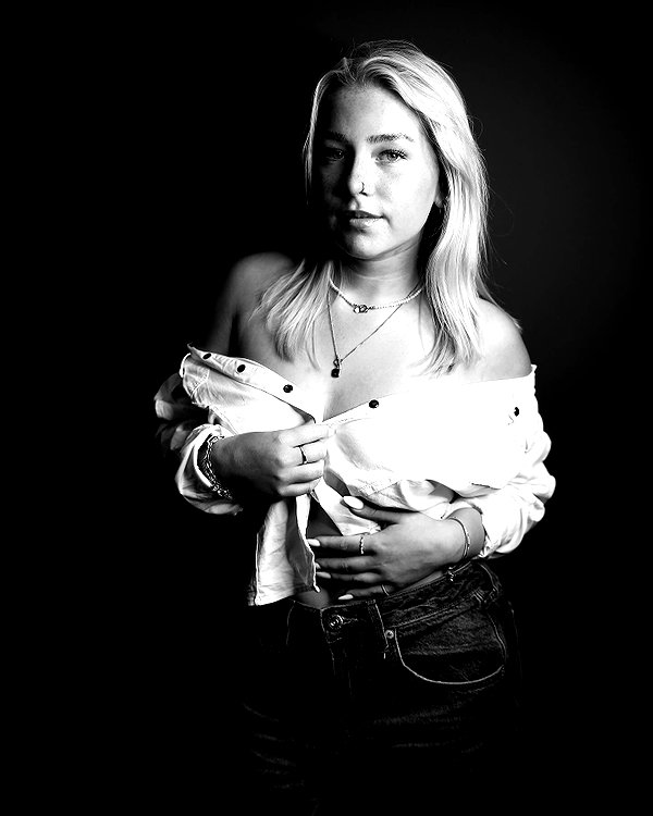 nina.kxs instagram image archive image