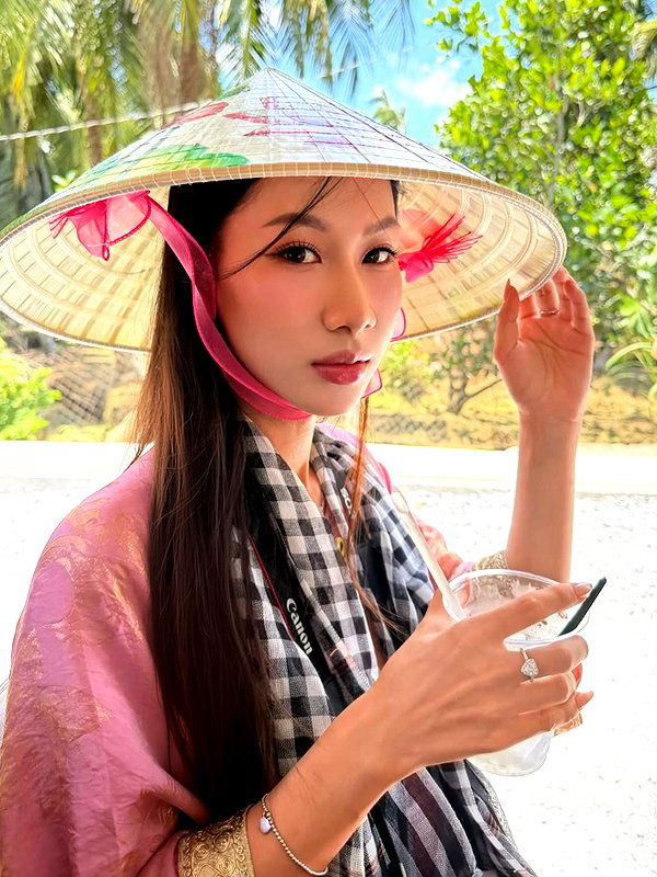 lyhythuedoxinh instagram image archive image